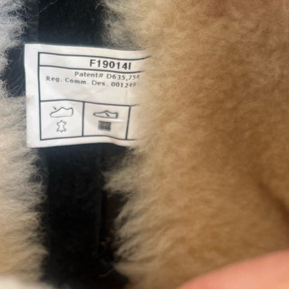 UGG NWOT HENDREN TL WP BLACK LEATHER BOOTS MID SIDE ZIP WOOL LINING MENS 17 - Picture 13 of 14